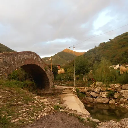 Roman Bridge Of Homestay szállás *